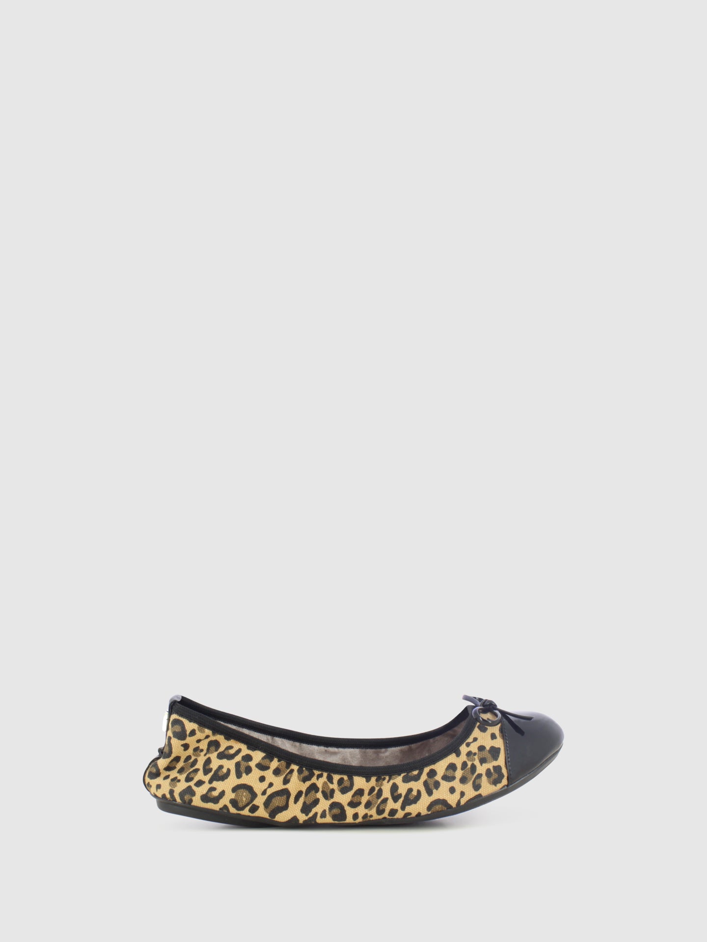 Butterfly Twists Leopard Round Toe Ballerinas